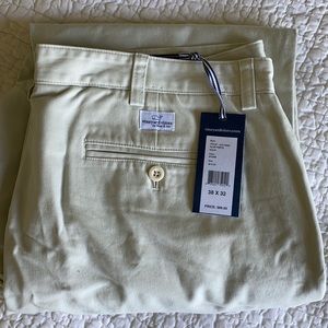 Vineyard Vines Men’s Club Pants. 38x32. NWT.